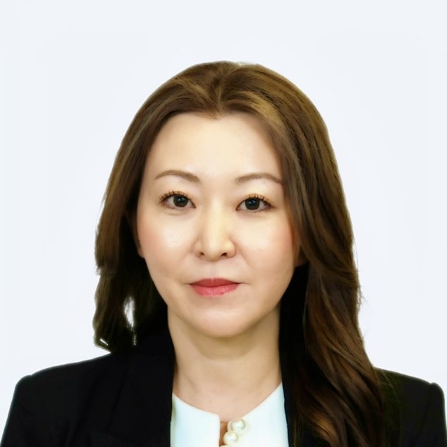 나츠코 아다치